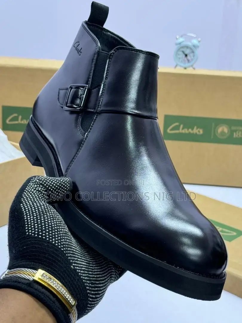 Luxury Clarks-Style Men’S Boots – Fully Boxed