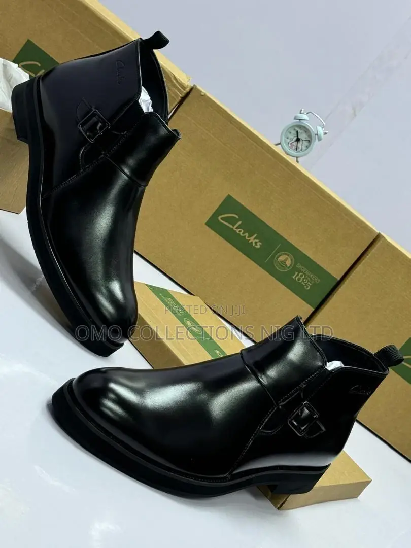 Luxury Clarks-Style Men’S Boots – Fully Boxed
