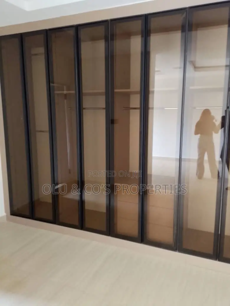 2bdrm Townhouse / Terrace in Katampe for rent