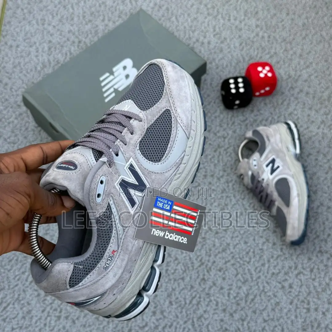 Top Quality New Balance 2002r Grey Sneakers