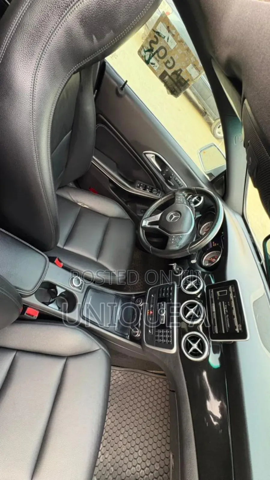 Mercedes-Benz CLA-Class CLA 250 4MATIC Sedan 2015 Silver