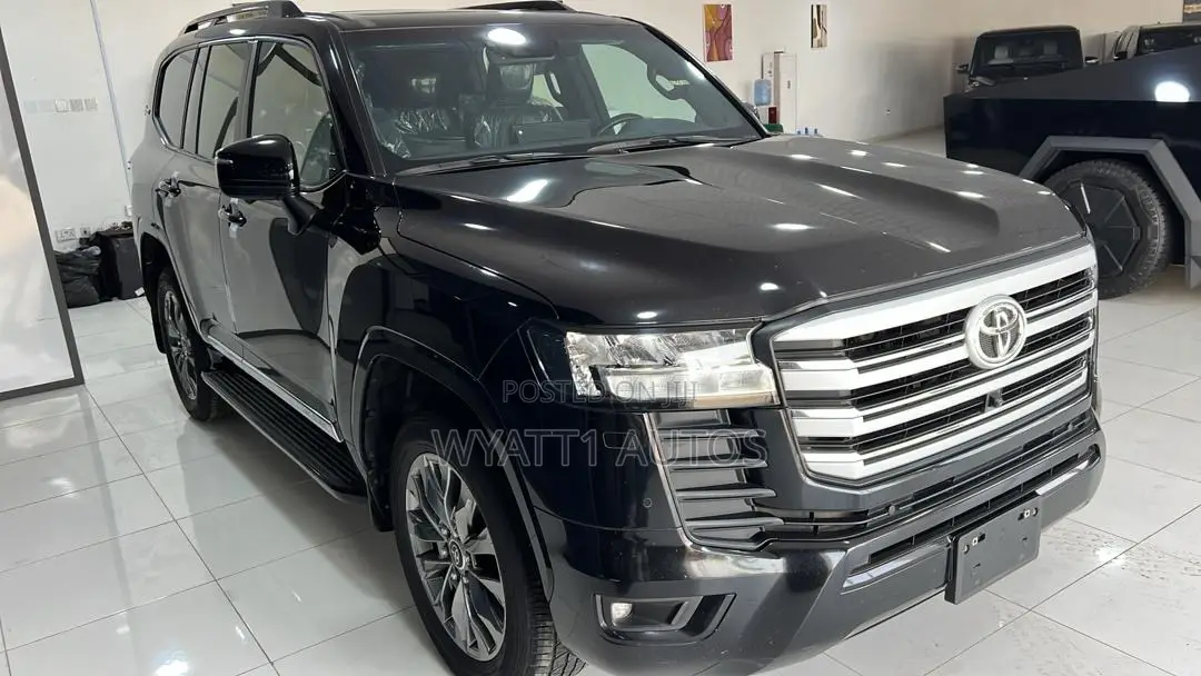 New Toyota Land Cruiser LC300 2024 Black