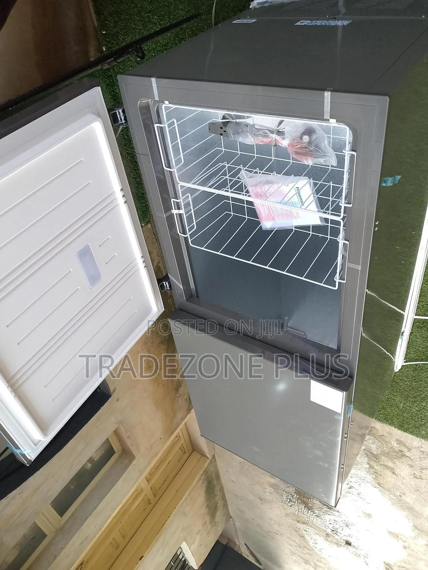 Duo Door Hisense Chest Freezer 520l – Strong Outer Body