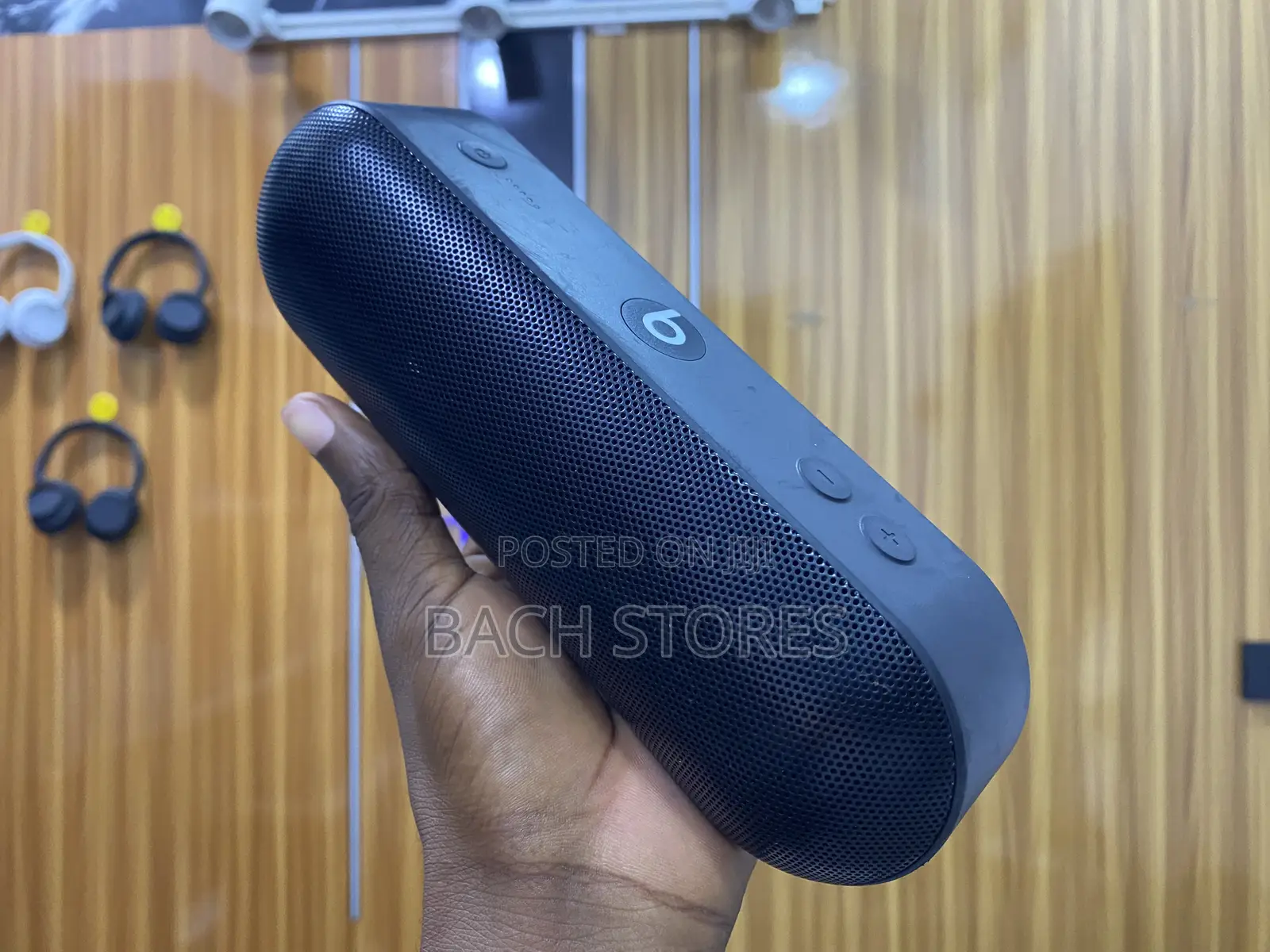 Apple Beats Pill Plus Portable Waterproof Speaker