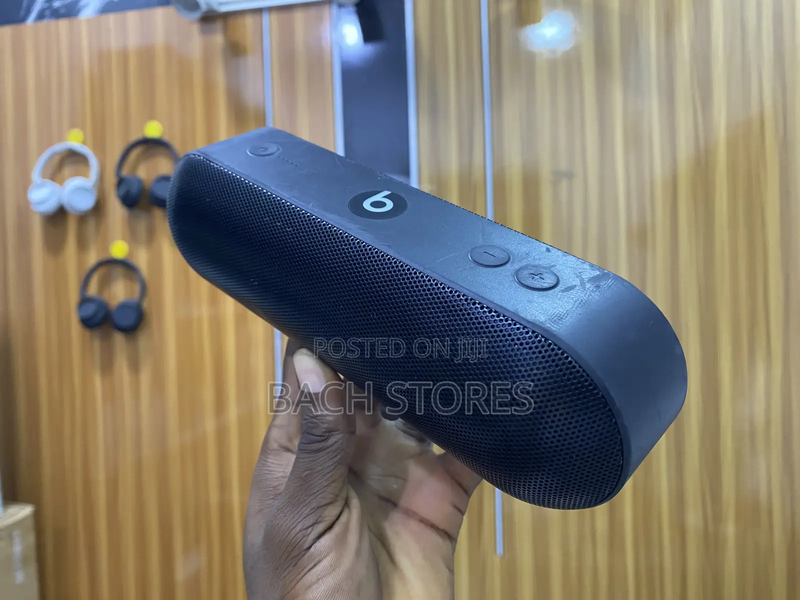 Apple Beats Pill Plus Portable Waterproof Speaker