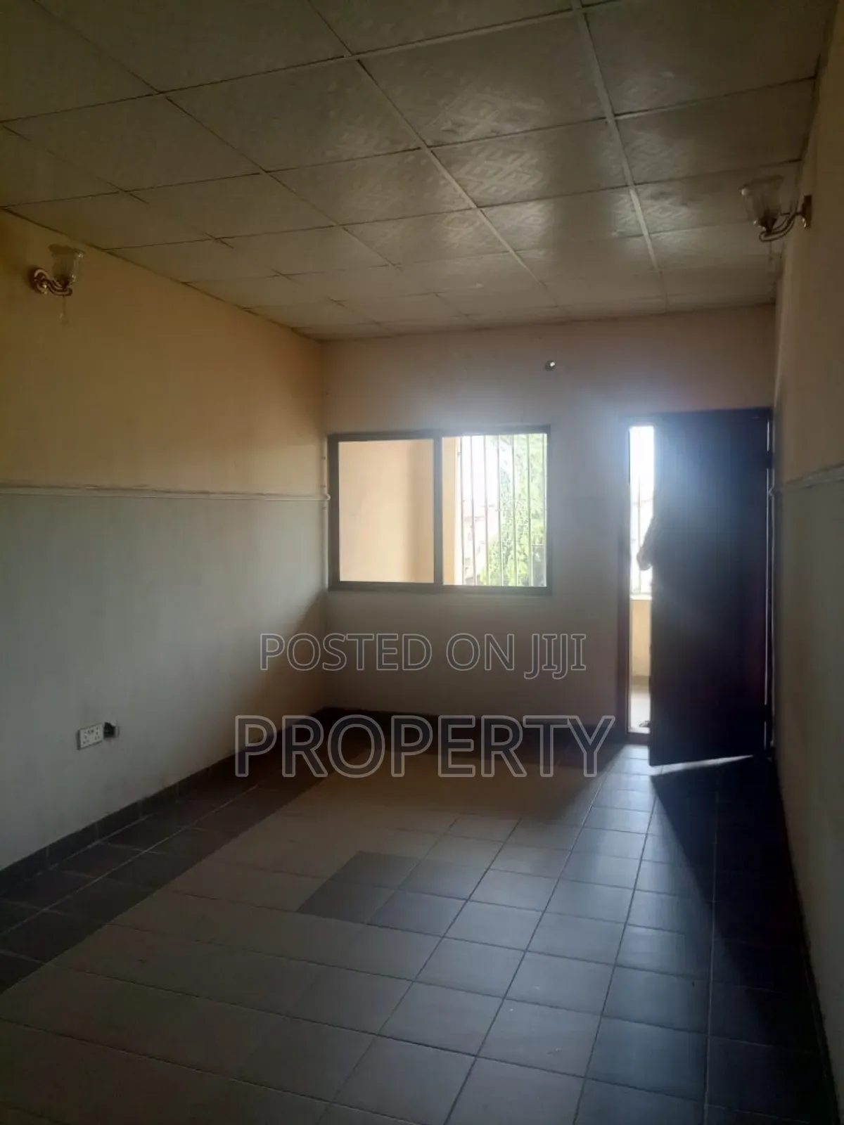 4 Bedroom Semi Detached