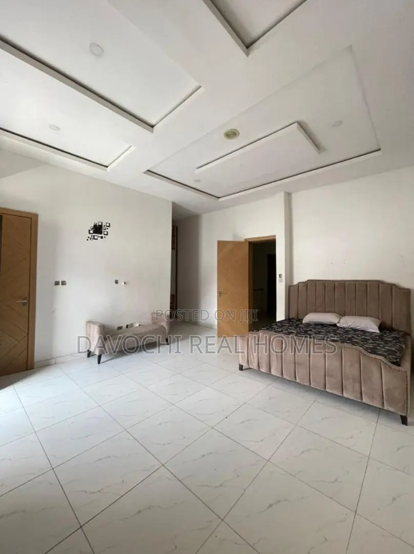 4bdrm Duplex in Orchid Road, Lekki Phase 2 for rent