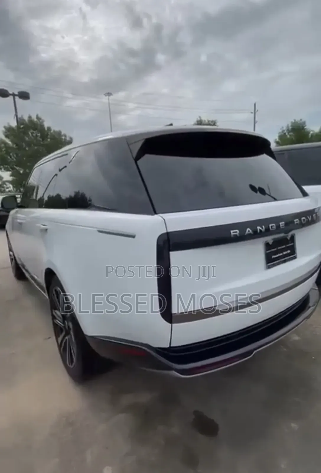 Renge Rover Vugue 2023 Front Windscreen