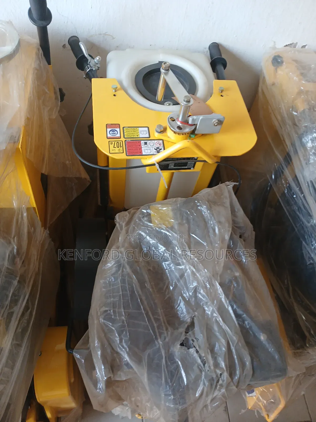 Floor Saw (Asphalt Cutting Machine