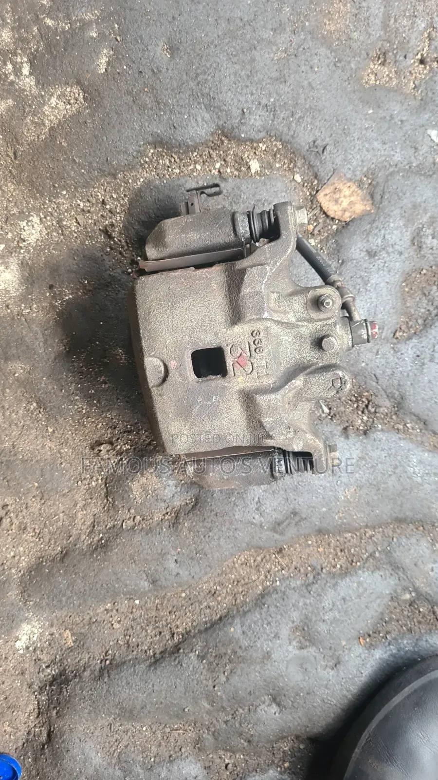 Caliper Nissan Versa 2008