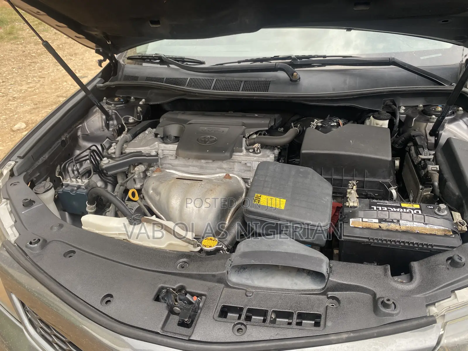 Toyota Camry SE 4dr Sedan (2.5L 4cyl 6A) 2012 Gray