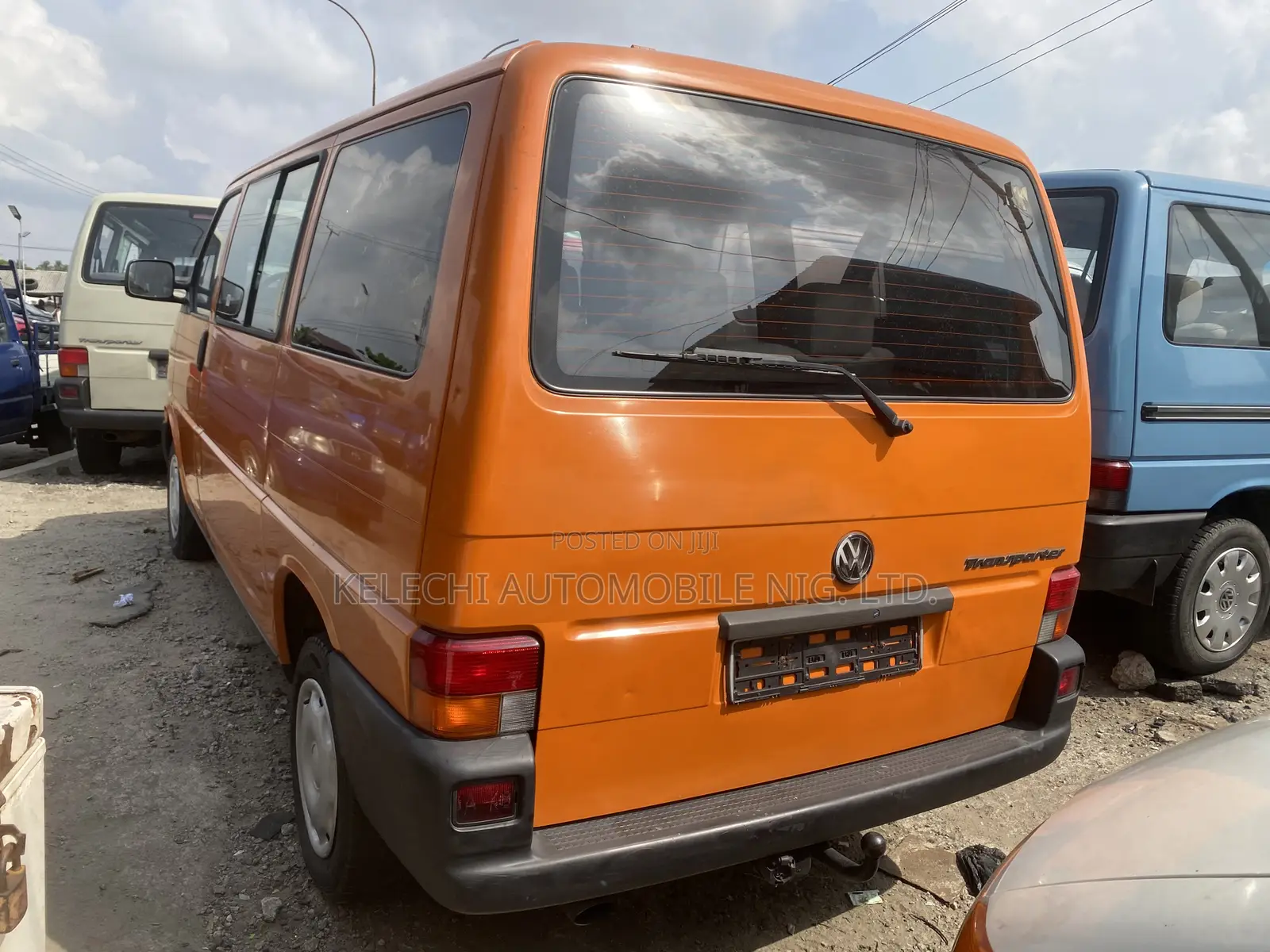 Volkswagen Transporter 2002 Orange