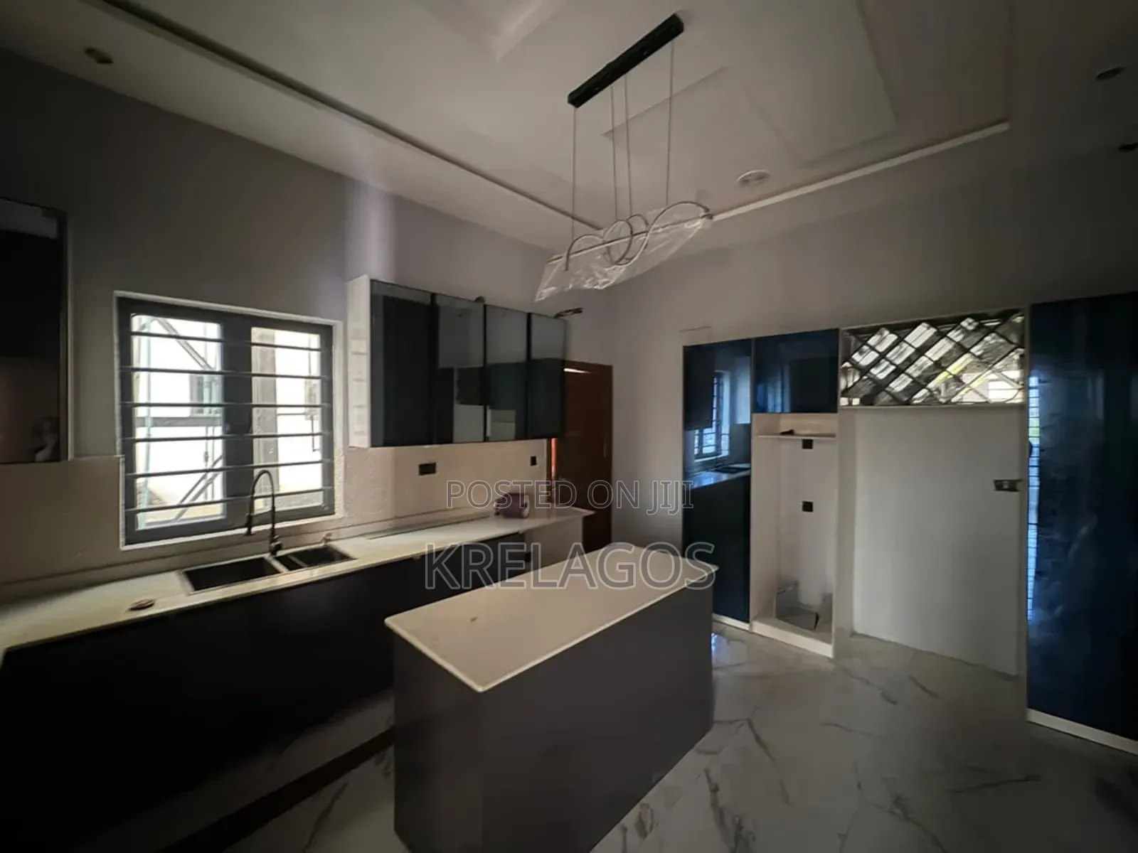 5bdrm Duplex in Ikate-Elegushi for sale