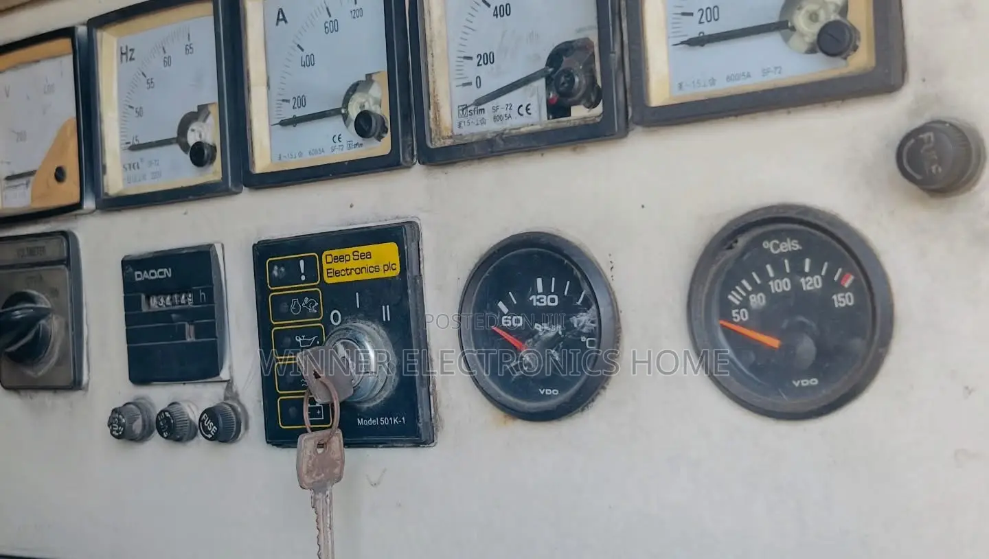 Perkins  Neatly Used 300kva With 2000 Series Manuel Soundproof