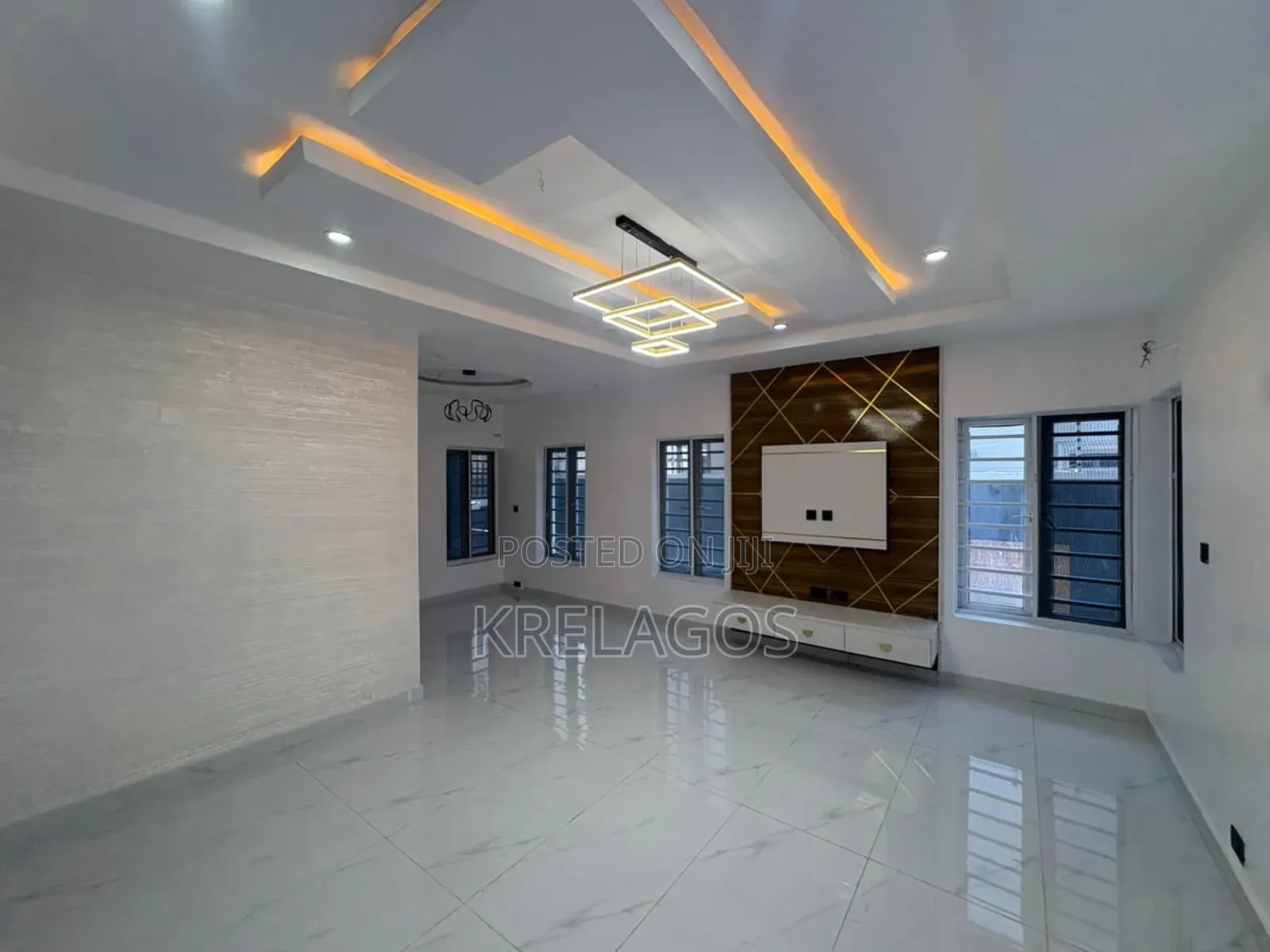 5bdrm Duplex in Ikate-Elegushi for sale