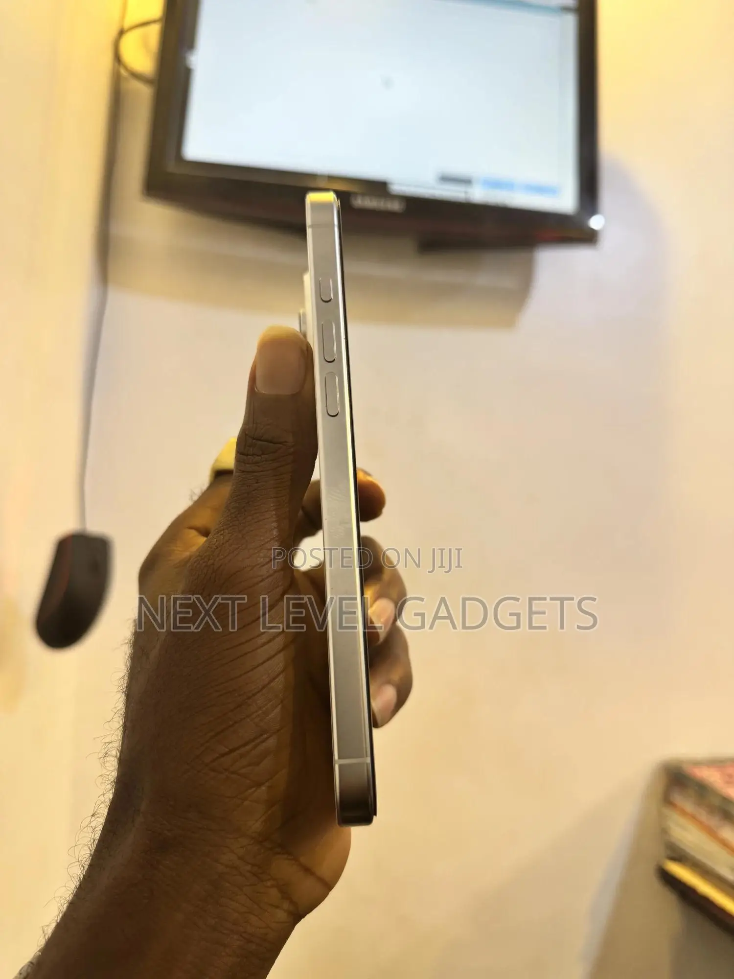 Apple iPhone 16 Pro Max 256 GB White