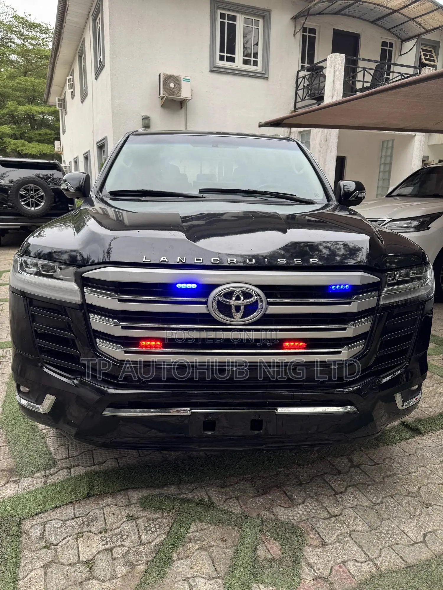 Toyota Land Cruiser 5.7 V8 VX-S 2012 Black