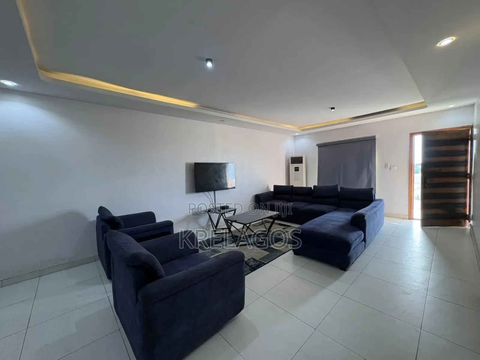 Furnished 2bdrm Apartment in Lekki Phase 1 for sale
