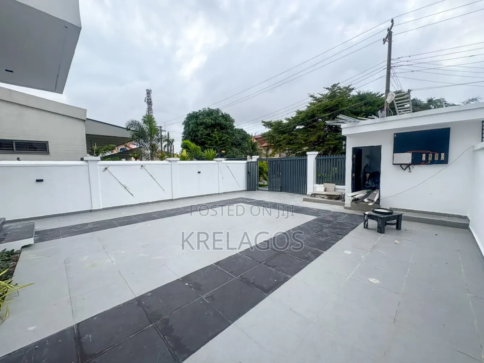 6bdrm Duplex in Lekki Phase 1 for sale