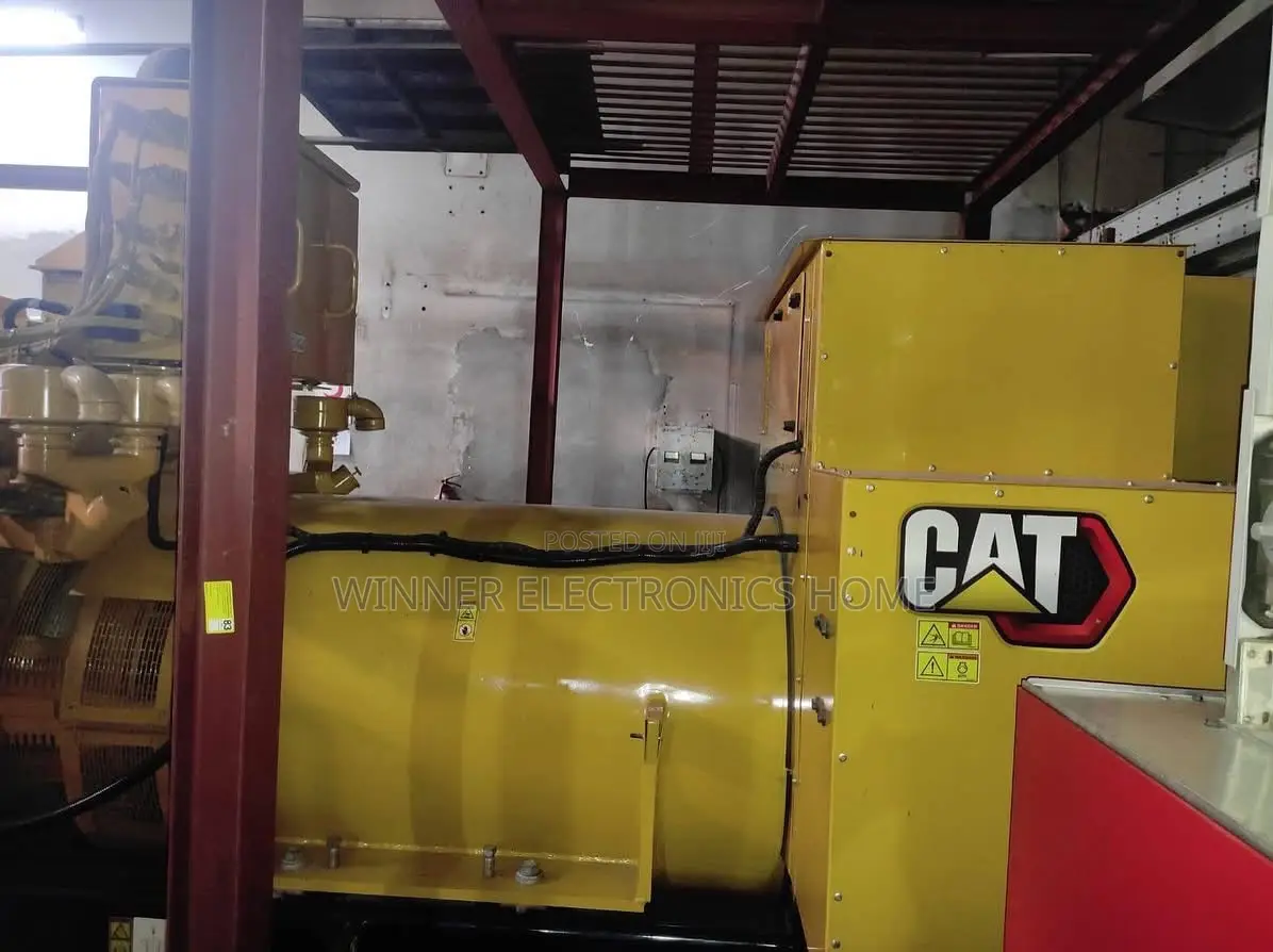 Cat 2000kva  Soundproof Diesel Generator With 5years Warranty 2mw