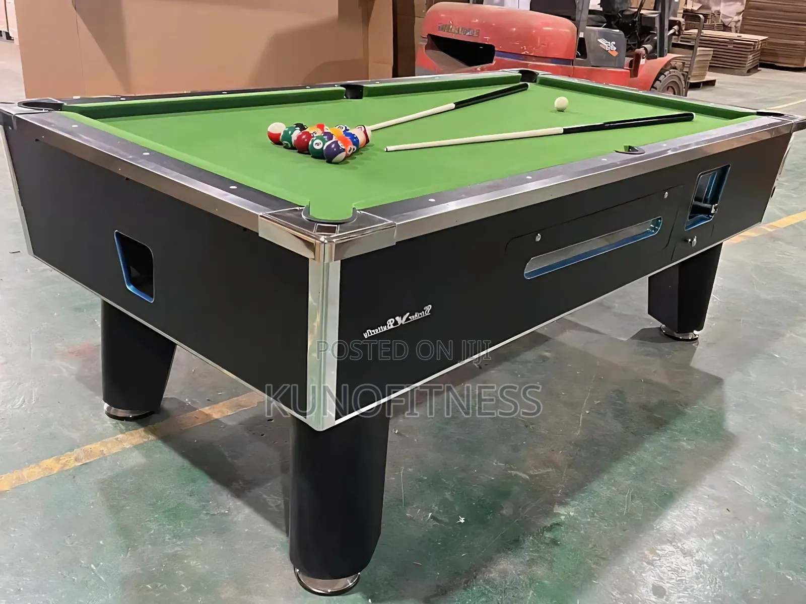 7ft Striker Butterfly Marble Coin-Operated Snooker Table, Accessories