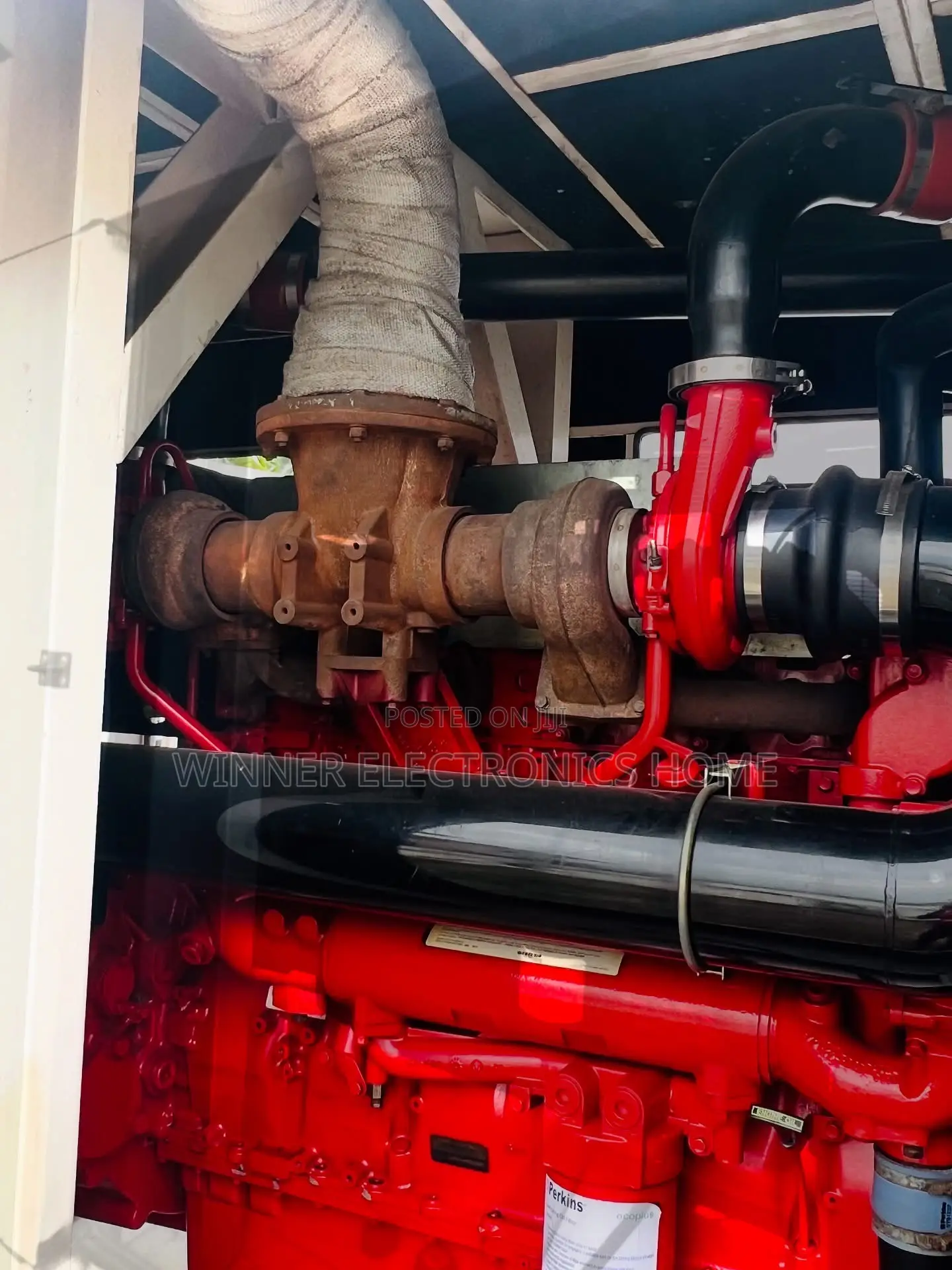 2800 Series Uk Perkins, 650kva. Neatly Used Soundproof