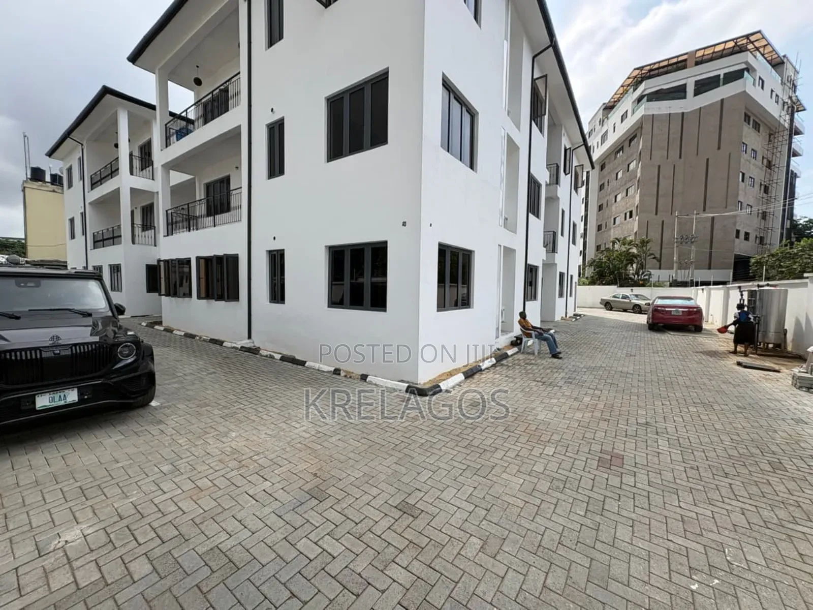 1bdrm Apartment in Ikoyi for rent