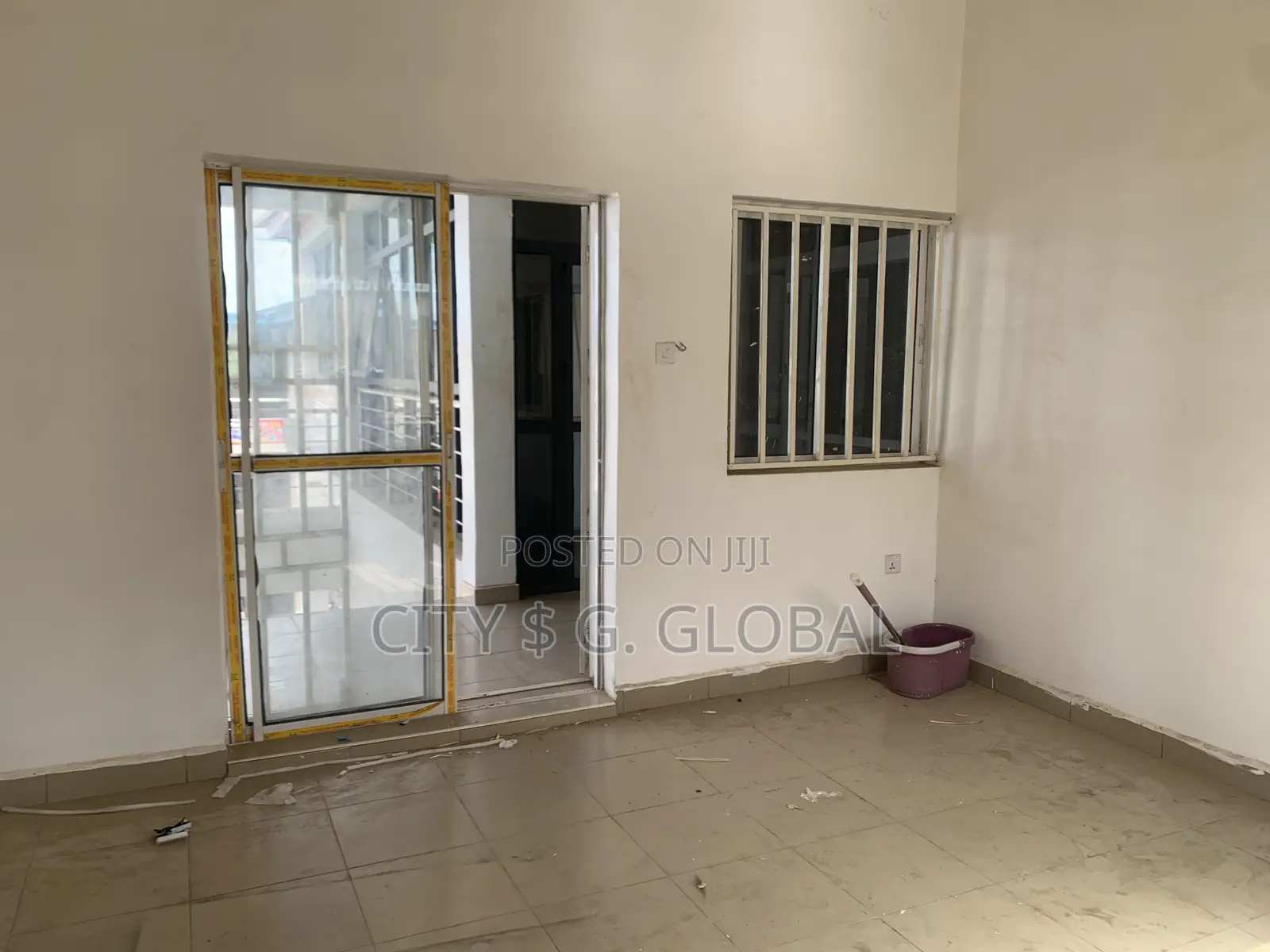 Shop in Garki 2 for Rent. Second Floor