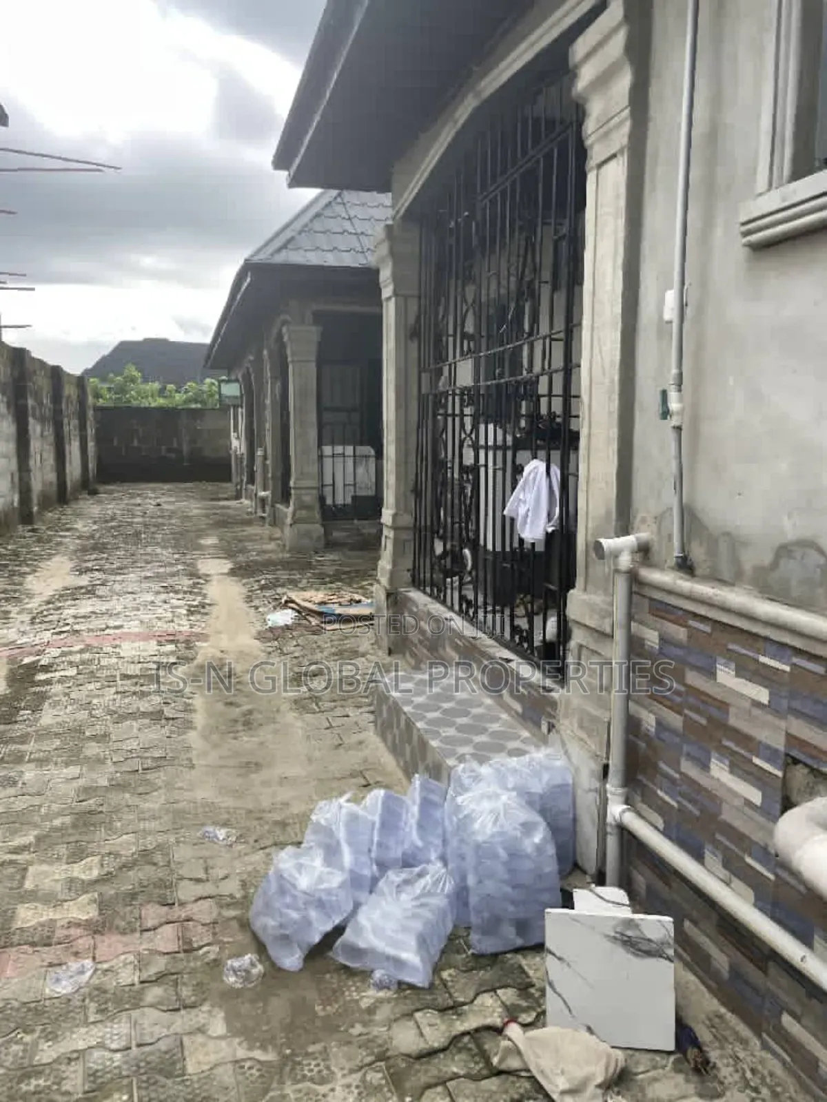 2bdrm House in Warri for sale