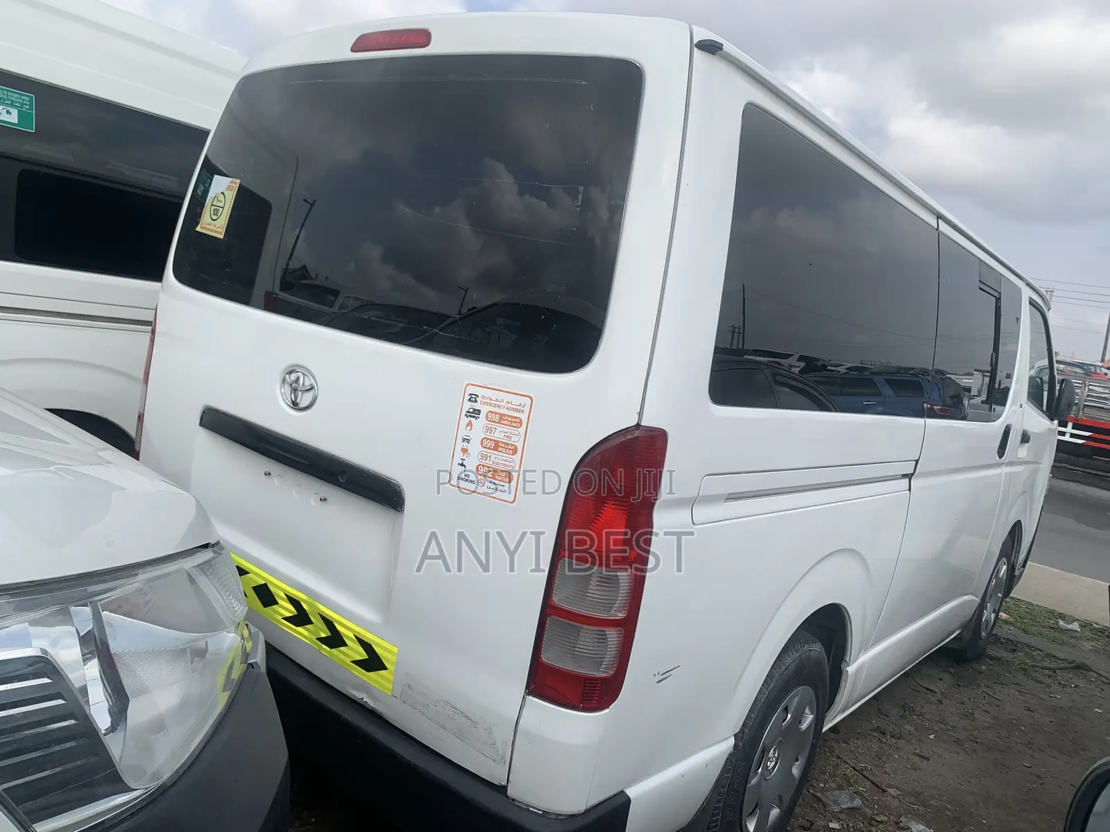 Toyota HiAce 2012 White