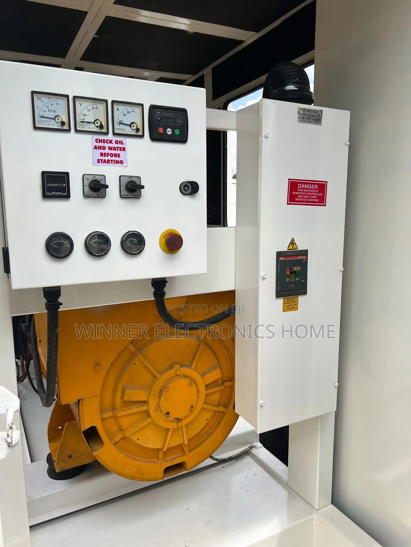2200 Series Perkins Engine, 350kva. Neatly Used Soundproof