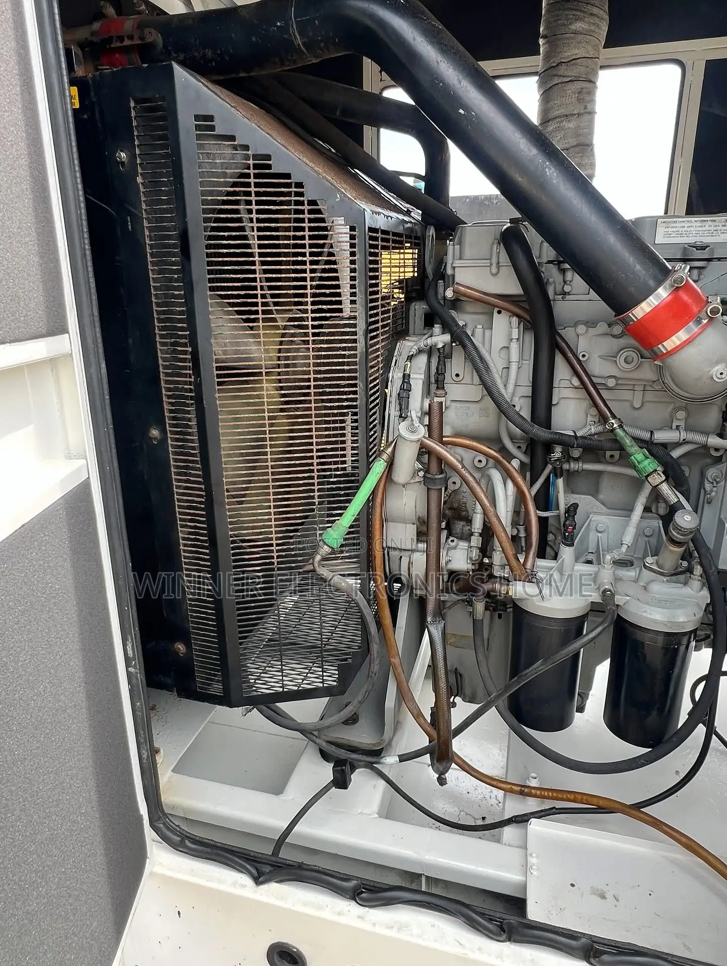 2200 Series Perkins Engine, 350kva. Neatly Used Soundproof