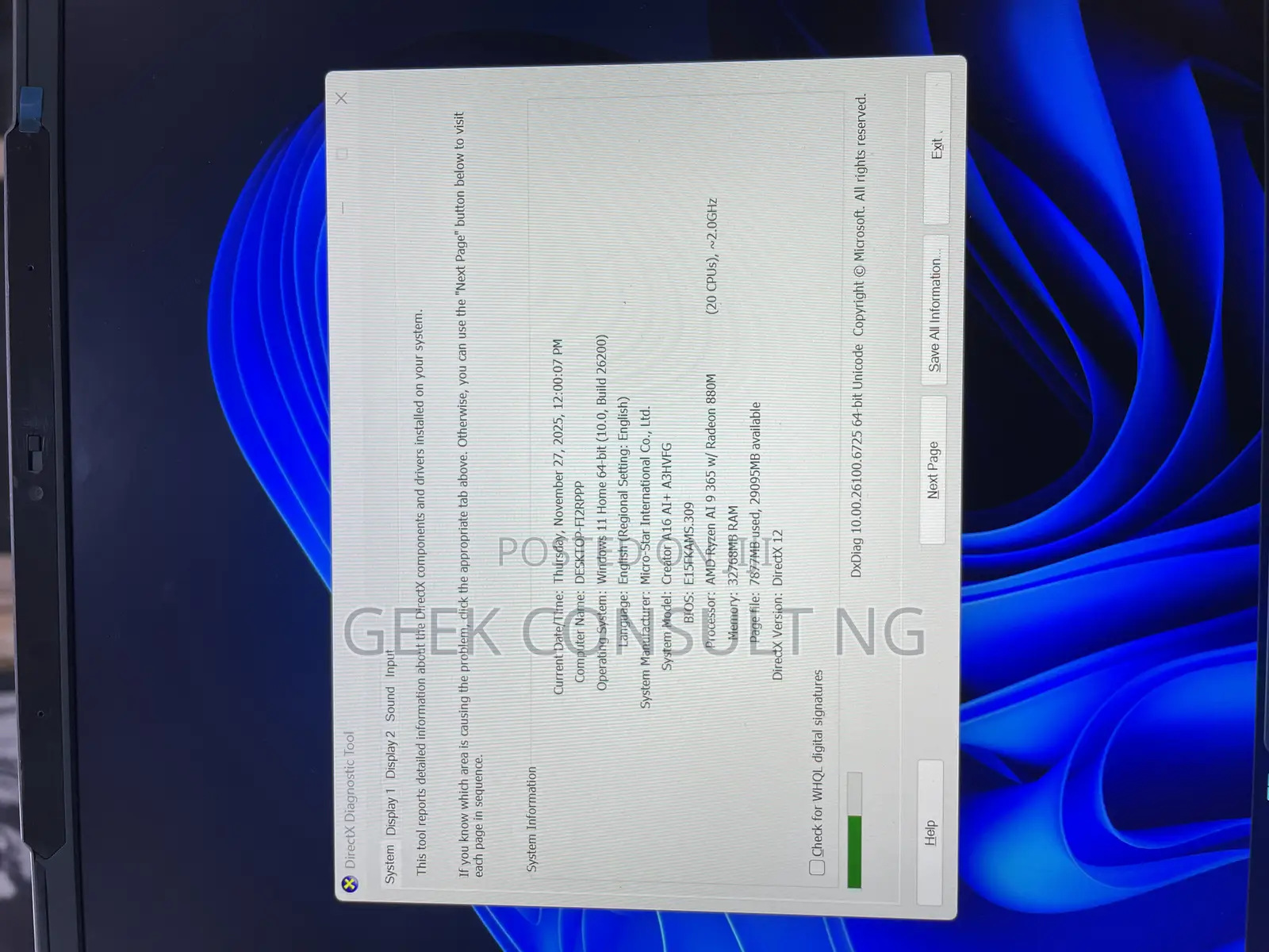 Laptop MSI Creator 17 B11UE-412 32GB AMD Ryzen 9 SSD 2T