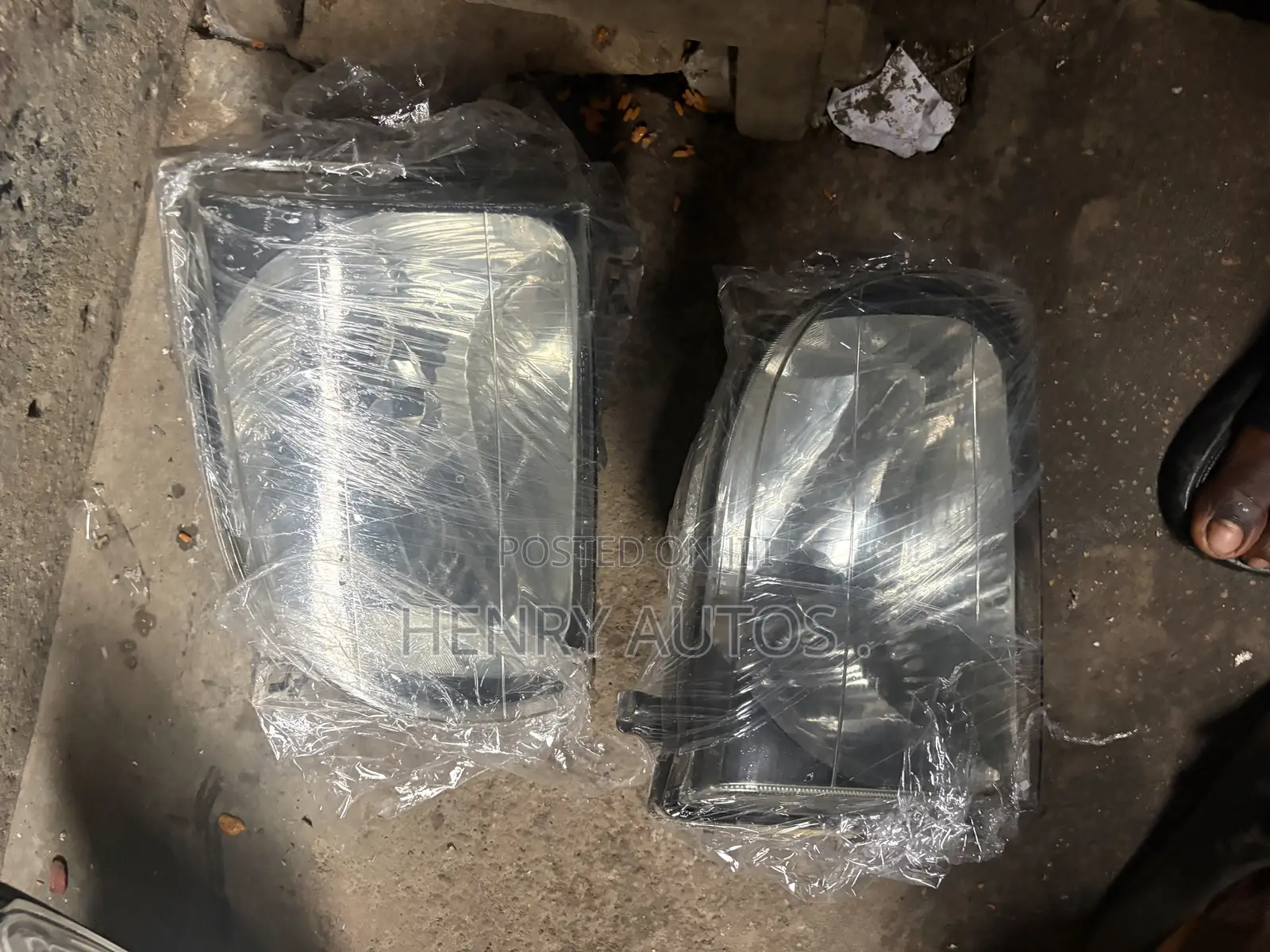 Set Headlights for Tacoma 2000
