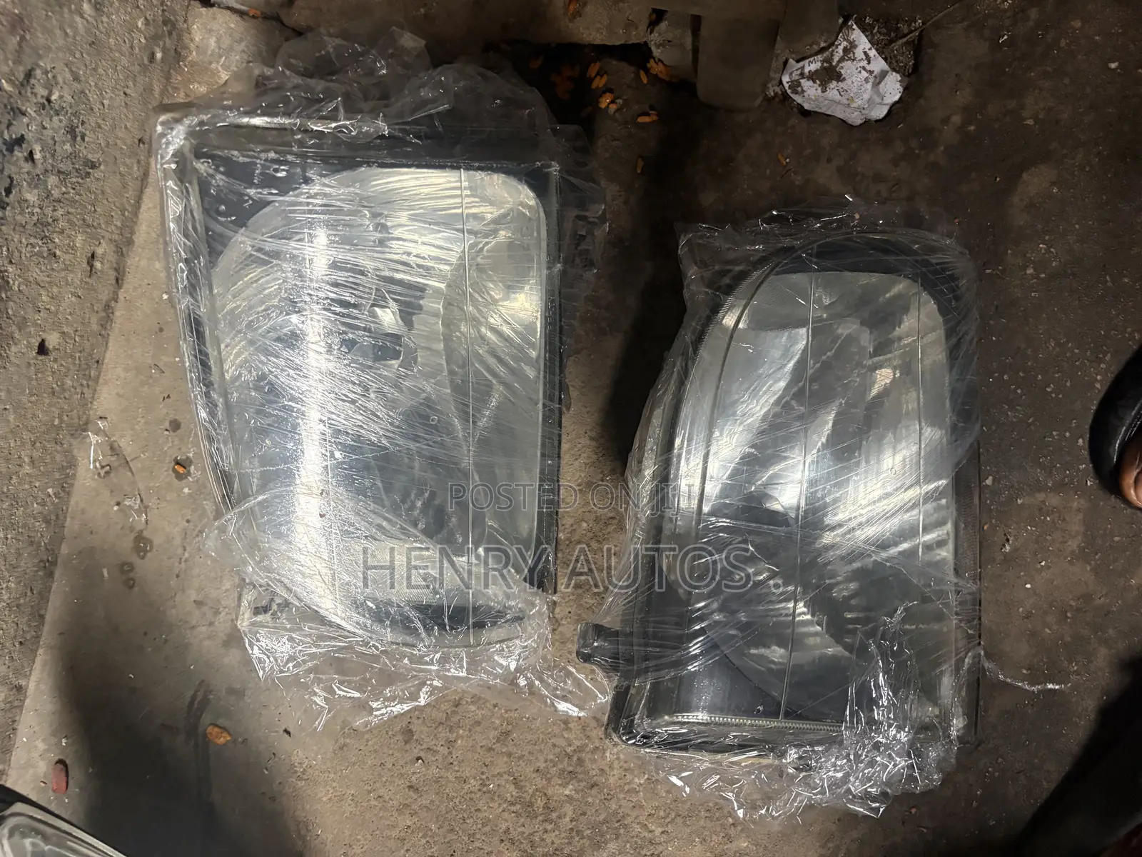 Set Headlights for Tacoma 2000