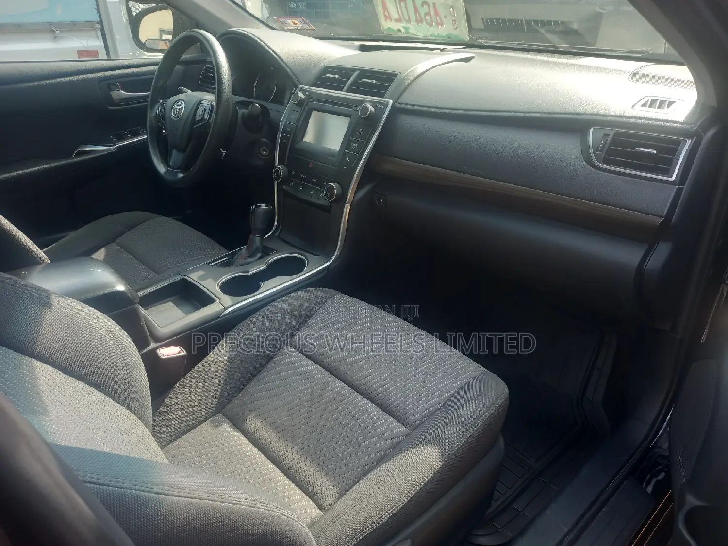 Toyota Camry 2016 Black