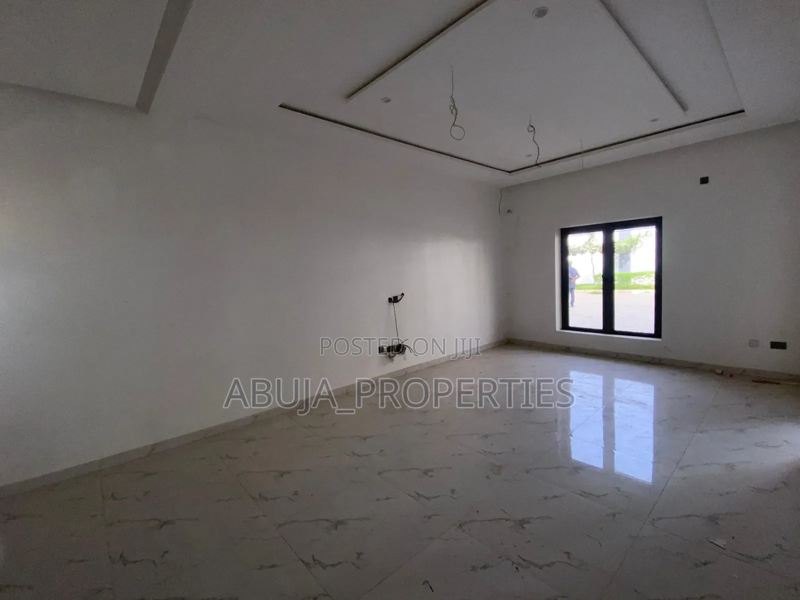 4bdrm Duplex in Life Camp for sale
