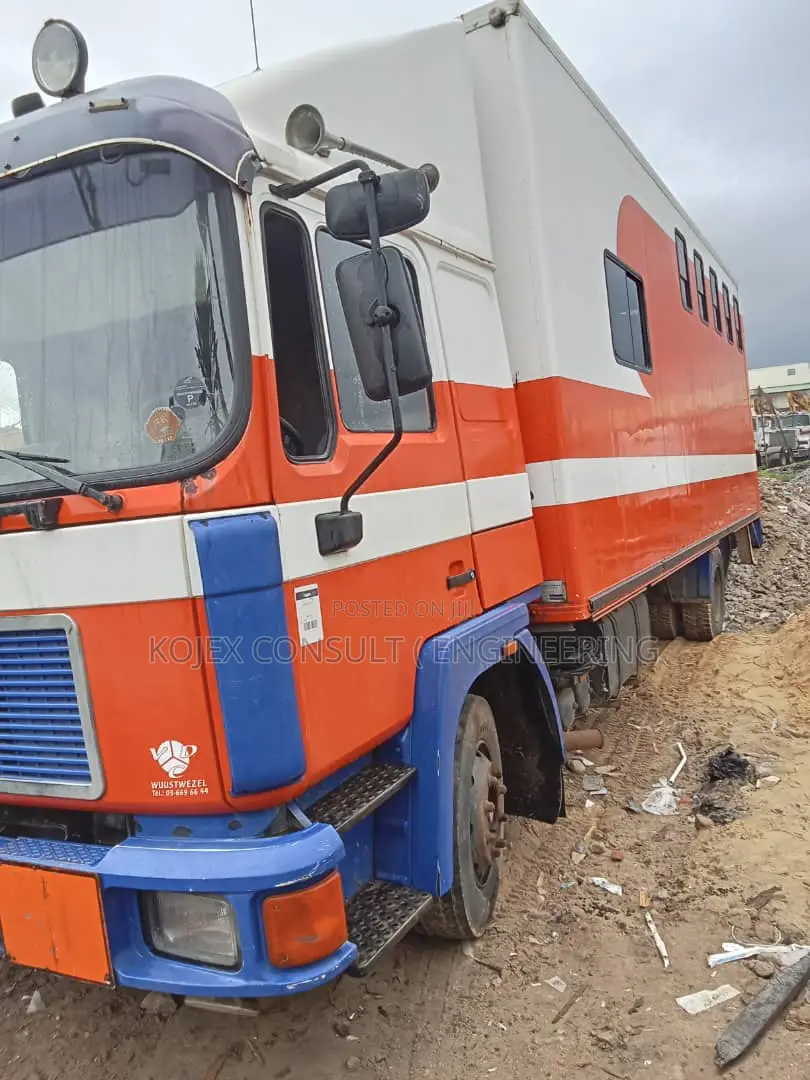 Tokunbo 2010 Man Diesel 4x2
Model: 12.192 ( Straight Engine
Wheeler: