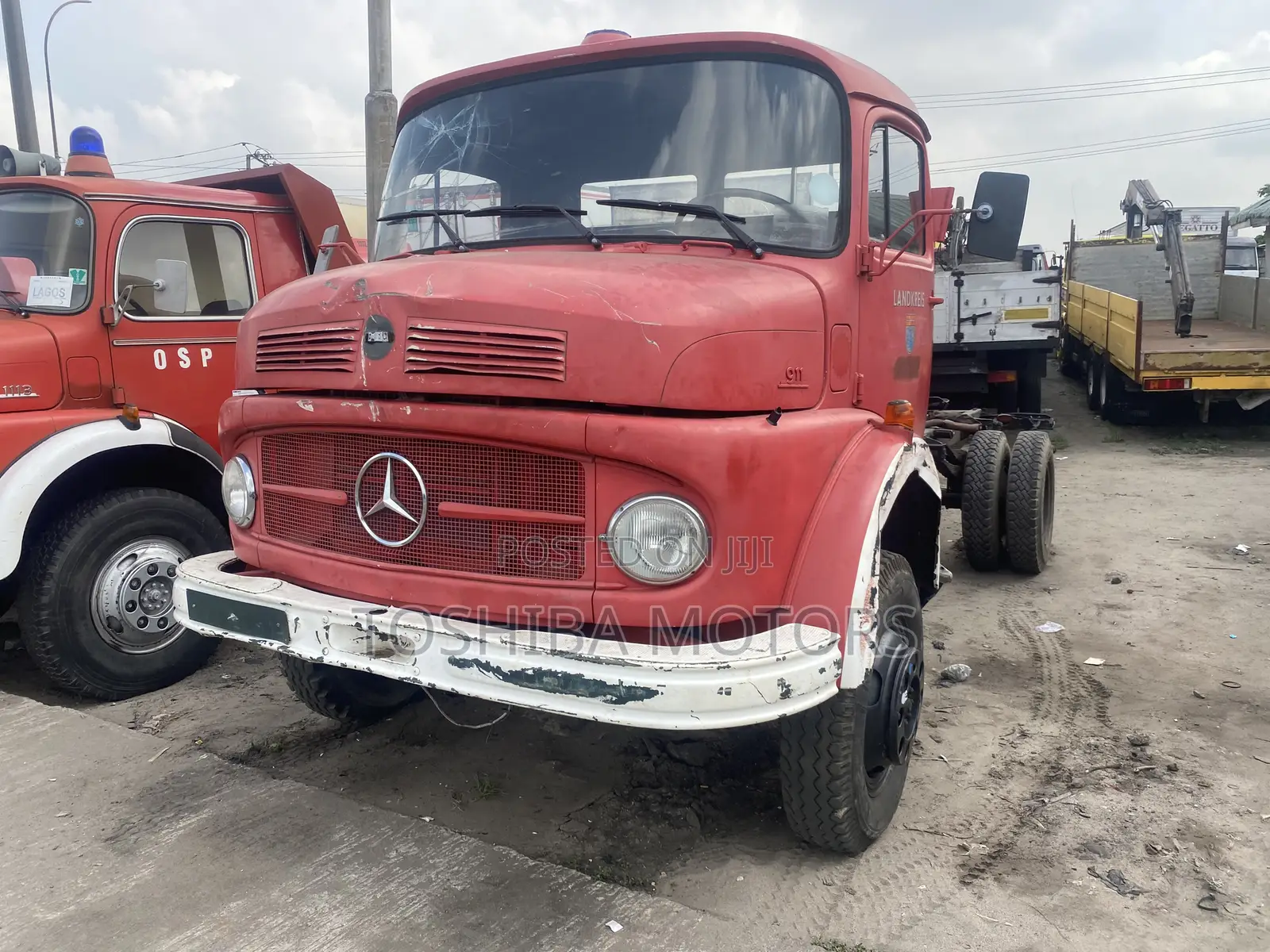 911 Truck Head Foreign Used With Auxiliary