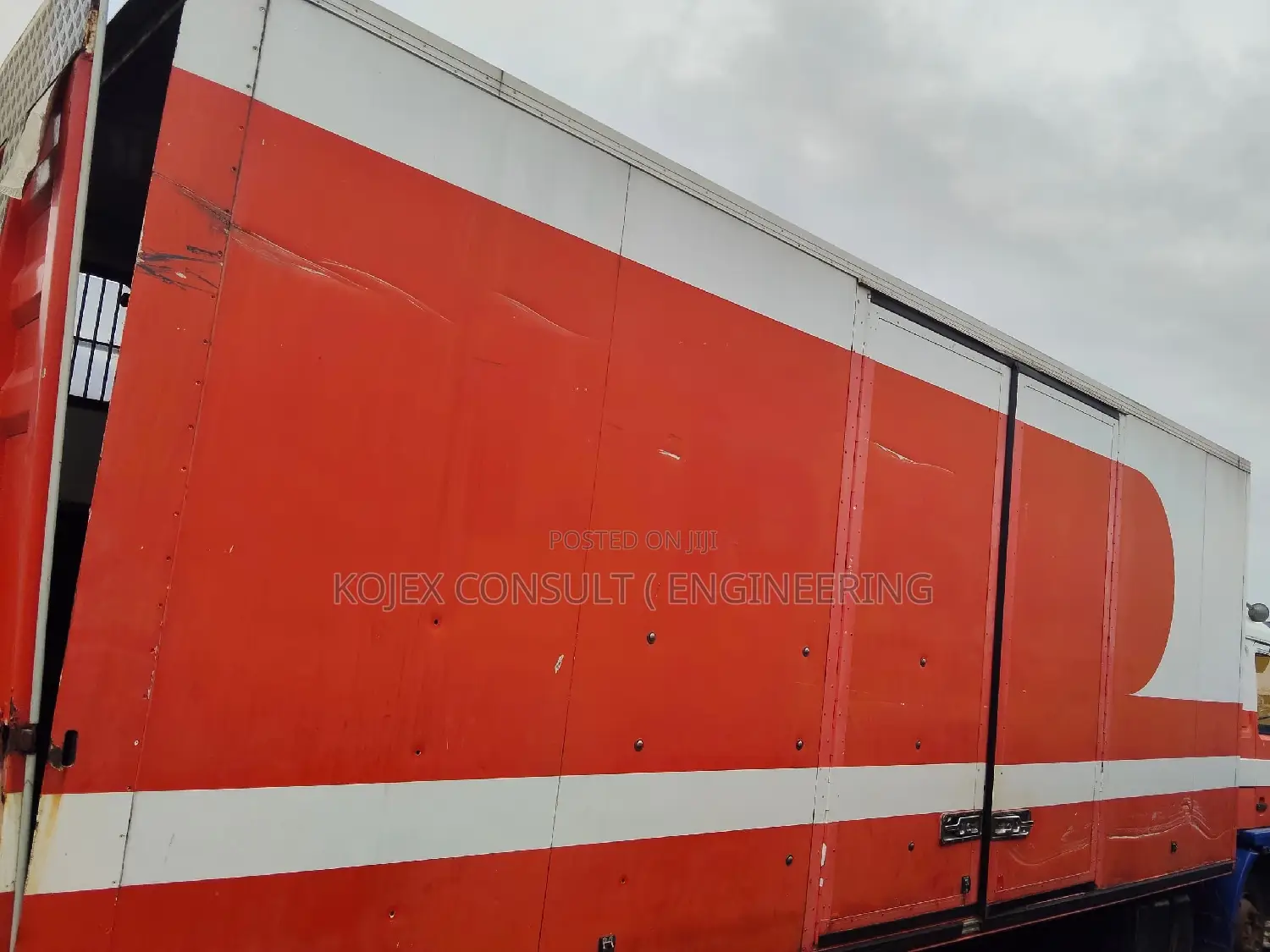 Tokunbo 2010 Man Diesel 4x2
Model: 12.192 ( Straight Engine
Wheeler: