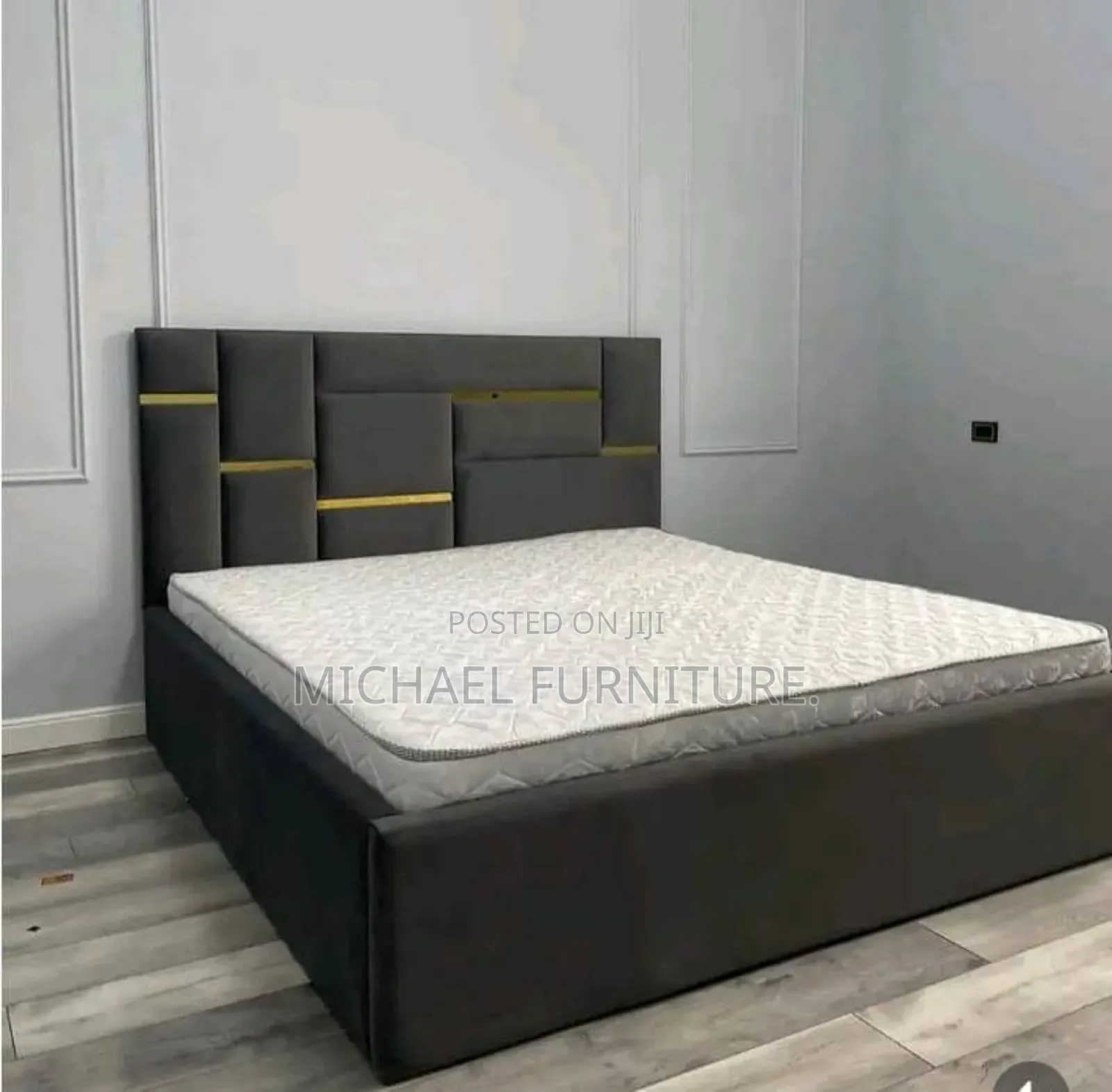 #Comfy 4 by 6 Bedframe