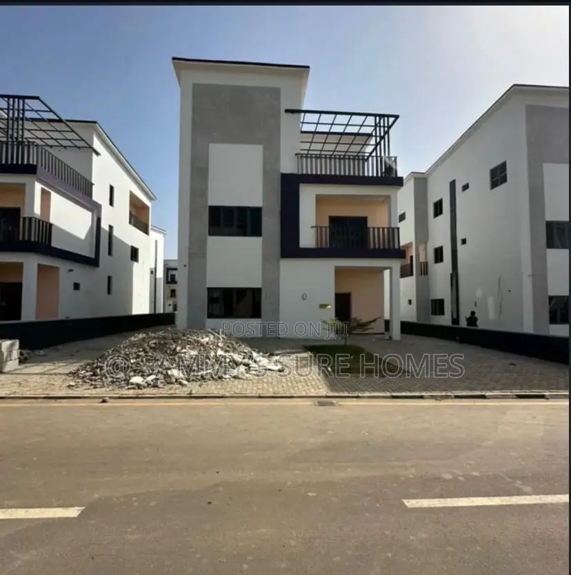 4bdrm Duplex in Lokogoma for sale