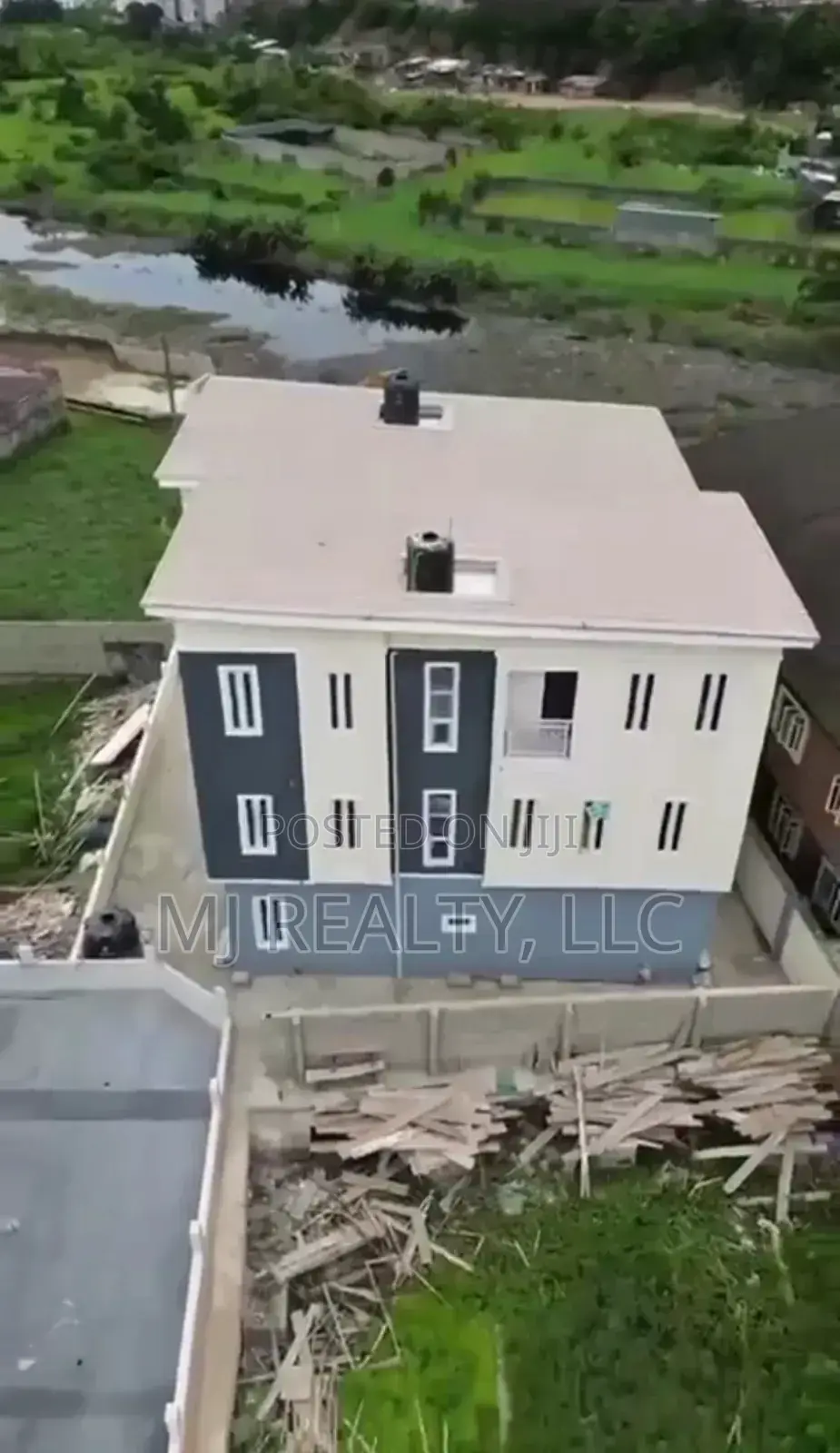 4bdrm Duplex in Maryland for sale