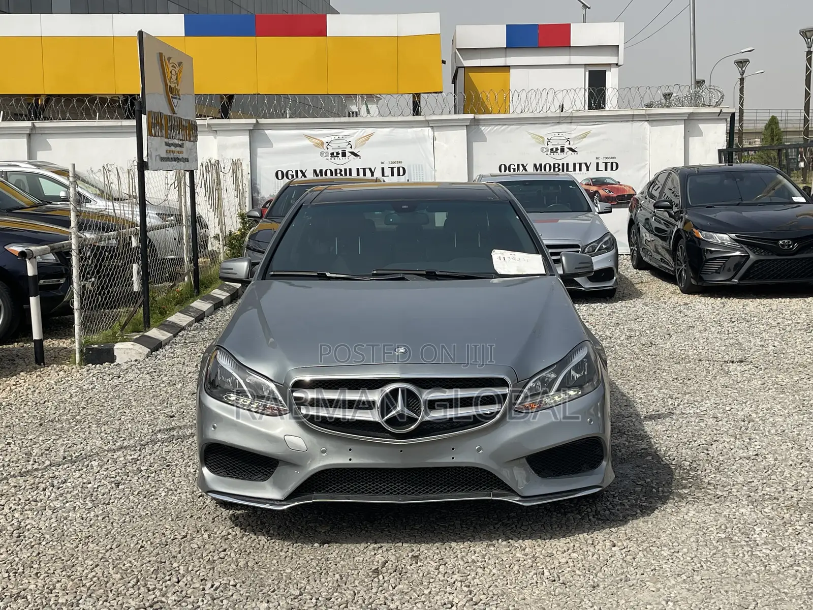 Mercedes-Benz E350 Base 4Matic Sedan AWD (3.5L 6cyl 7A) 2014 Gray