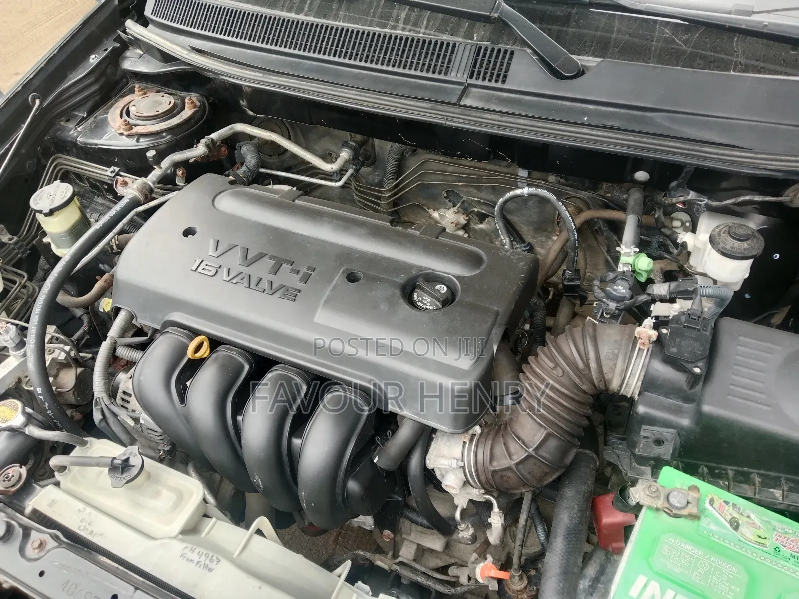 Toyota Matrix XR Hatchback FWD (1.8L 4cyl 4A) 2005 Black