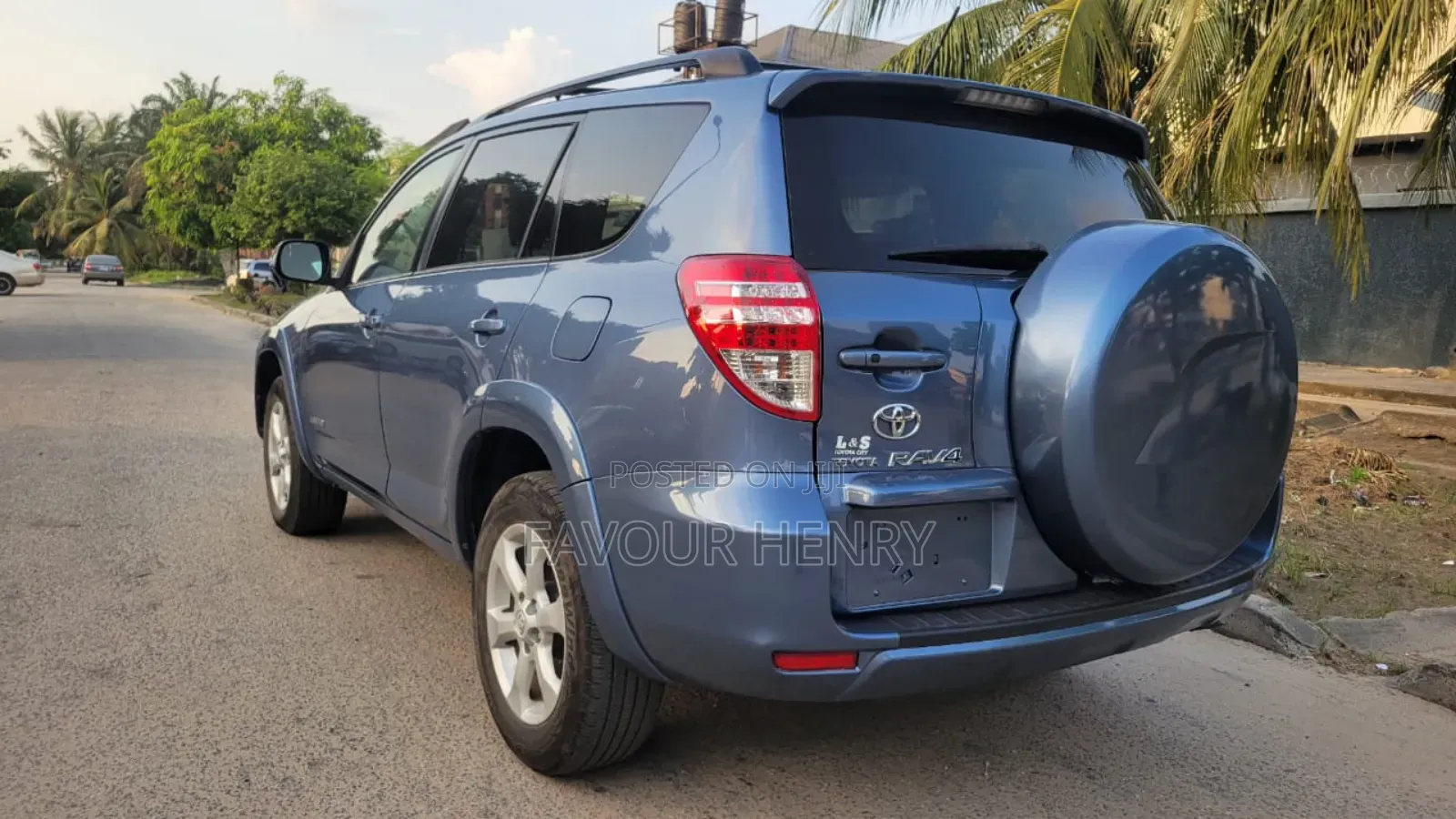 Toyota RAV4 3.5 Limited 2010 Blue