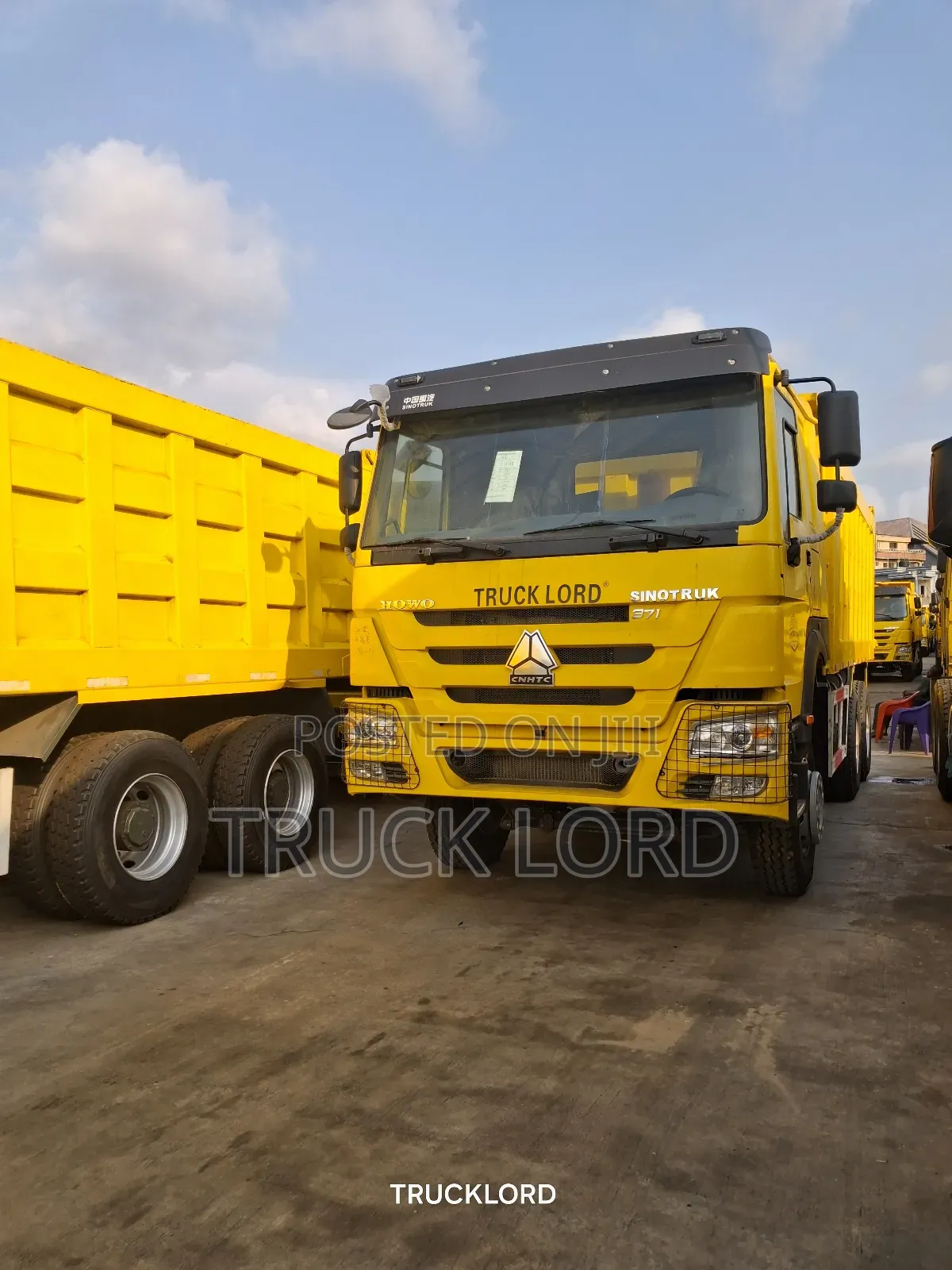 2014 Dump Truck