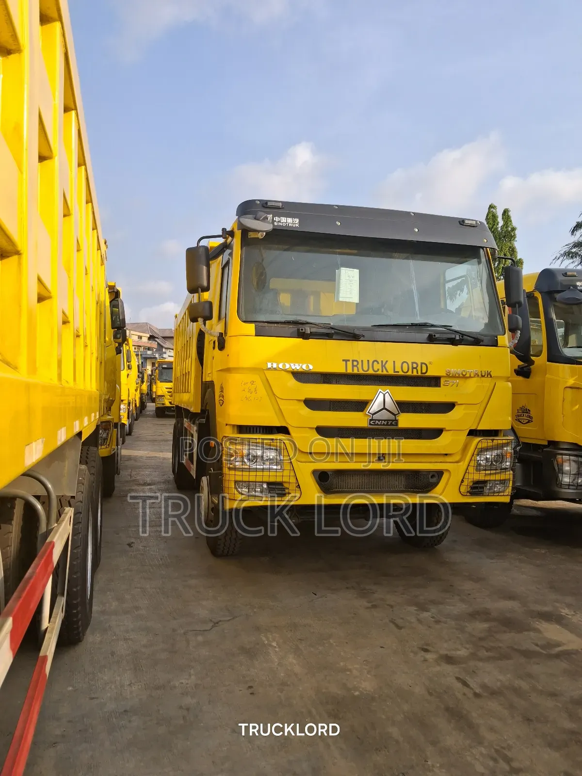 2014 Dump Truck
