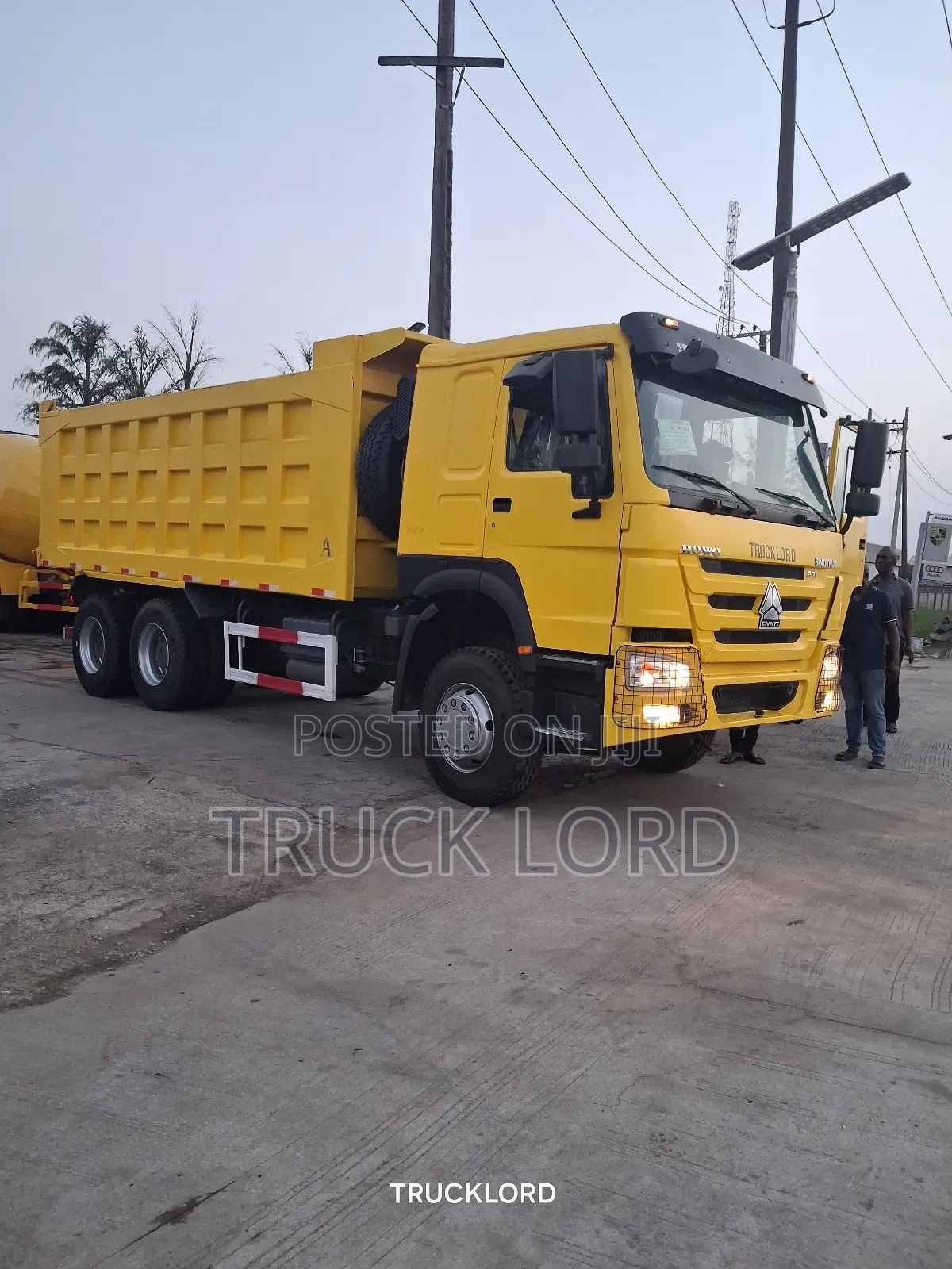 2014 Dump Truck