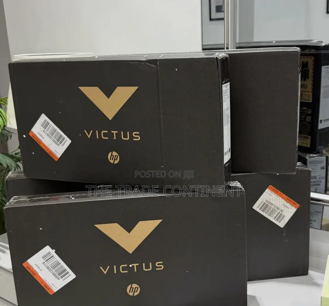 New Laptop HP Victus 16 16GB Intel Core I7 SSD 1T